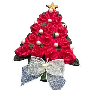 Avon Christmas Tree Pin Brooch Red Roses Faux Pearl White Bow Vintage 2001 Women